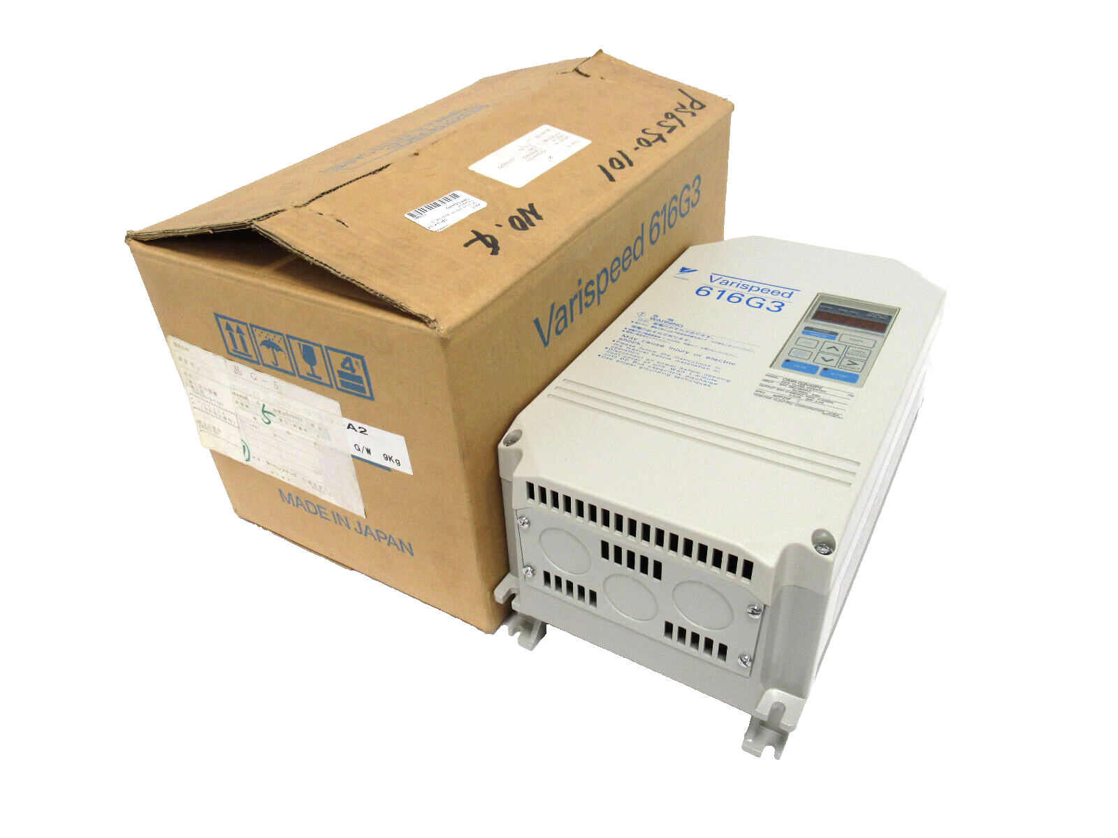 NEW YASKAWA CIMR-G3V42P2 AC DRIVE 3HP CIMRG3V42P2