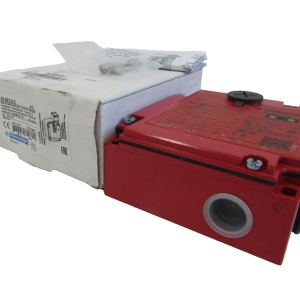 NEW TELEMECANIQUE XCSE7313 SAFETY LIMIT SWITCH