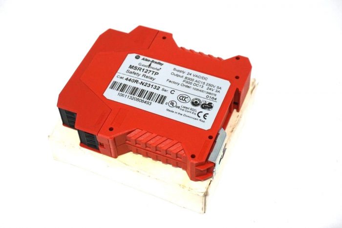 NEW ALLEN BRADLEY 440R-N23132 SAFETY RELAY SER.C 440RN23132