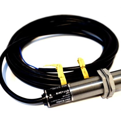 NEW ALLEN BRADLEY 871T-L5A18 PROXIMITY SENSOR SER.B 871TL5A18