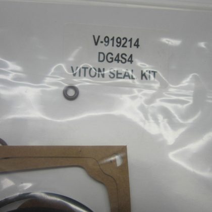 NEW V-919214 SEAL KIT DG4S4 V919214