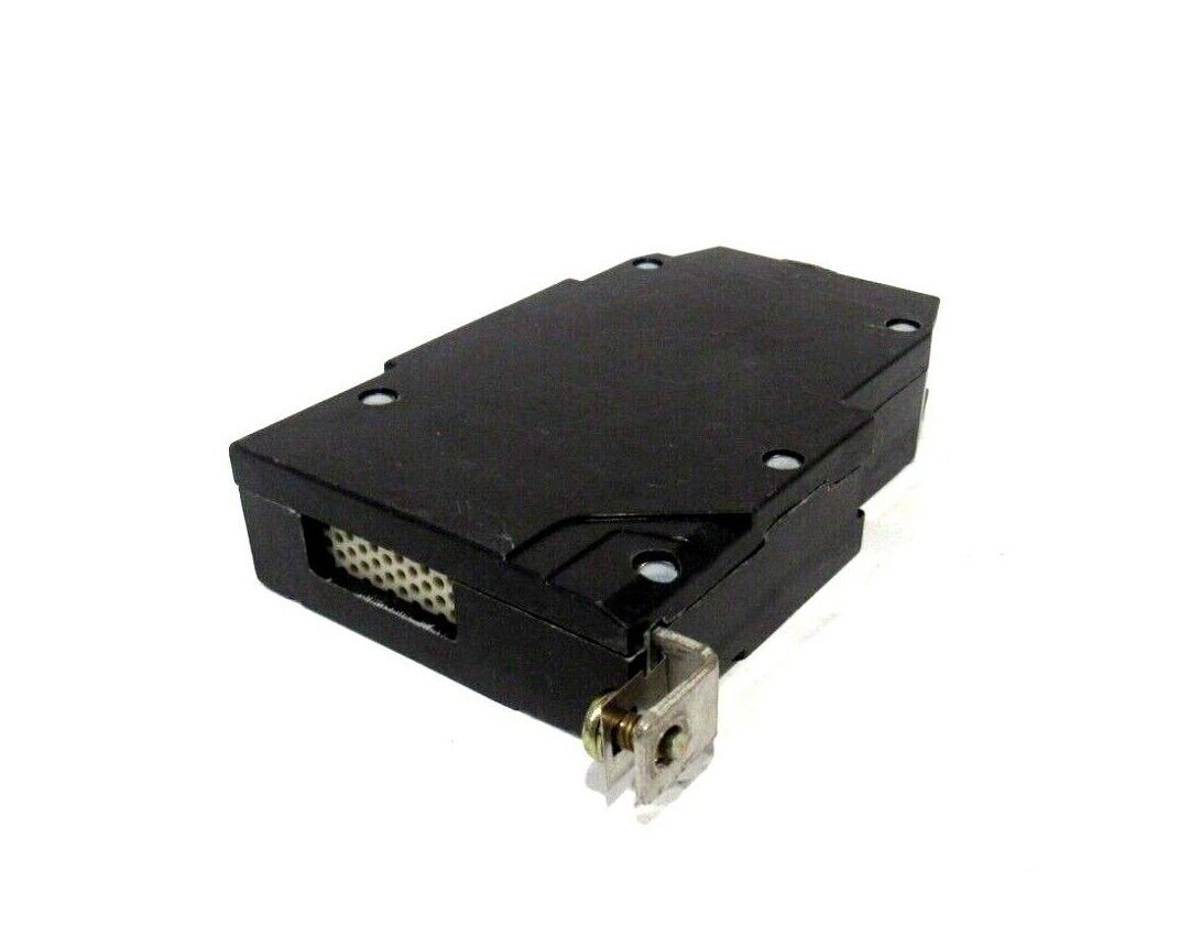 USED GENERAL ELECTRIC TYPE TEY 20A CIRCUIT BREAKER - Image 3