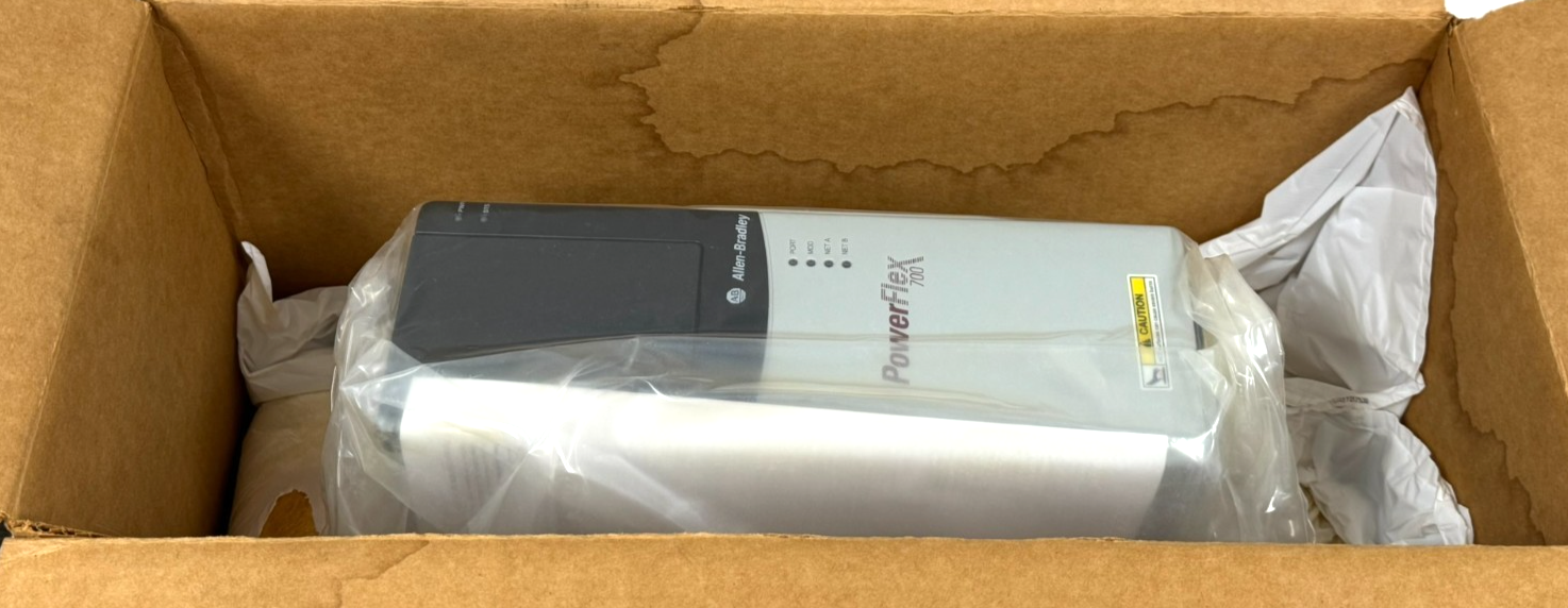 ALLEN BRADLEY 20BD1P1A0AYNAND0 POWERFLEX 700 1/2HP SER. B UNUSED SURPLUS - Image 3