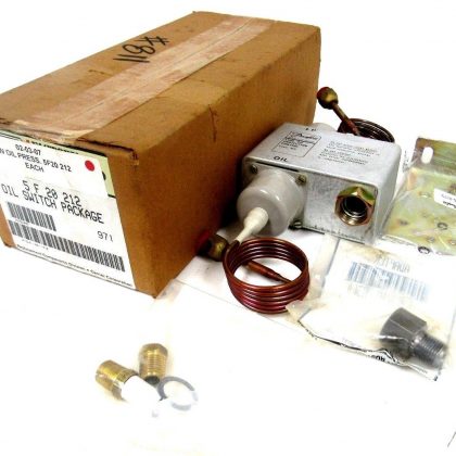 NEW CARRIER 5-F-20-212 OIL SWITCH PACKAGE 5F20212