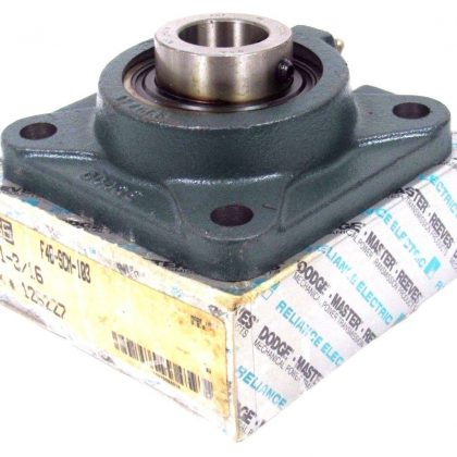 NEW DODGE F4B-SCM-103 FLANGE BEARING SIZE 1 3/16" F4BSCM103
