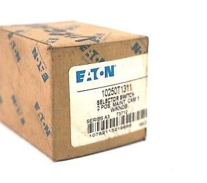 NEW EATON CUTLER HAMMER 10250T1311 SELECTOR SWITCH SER.A3