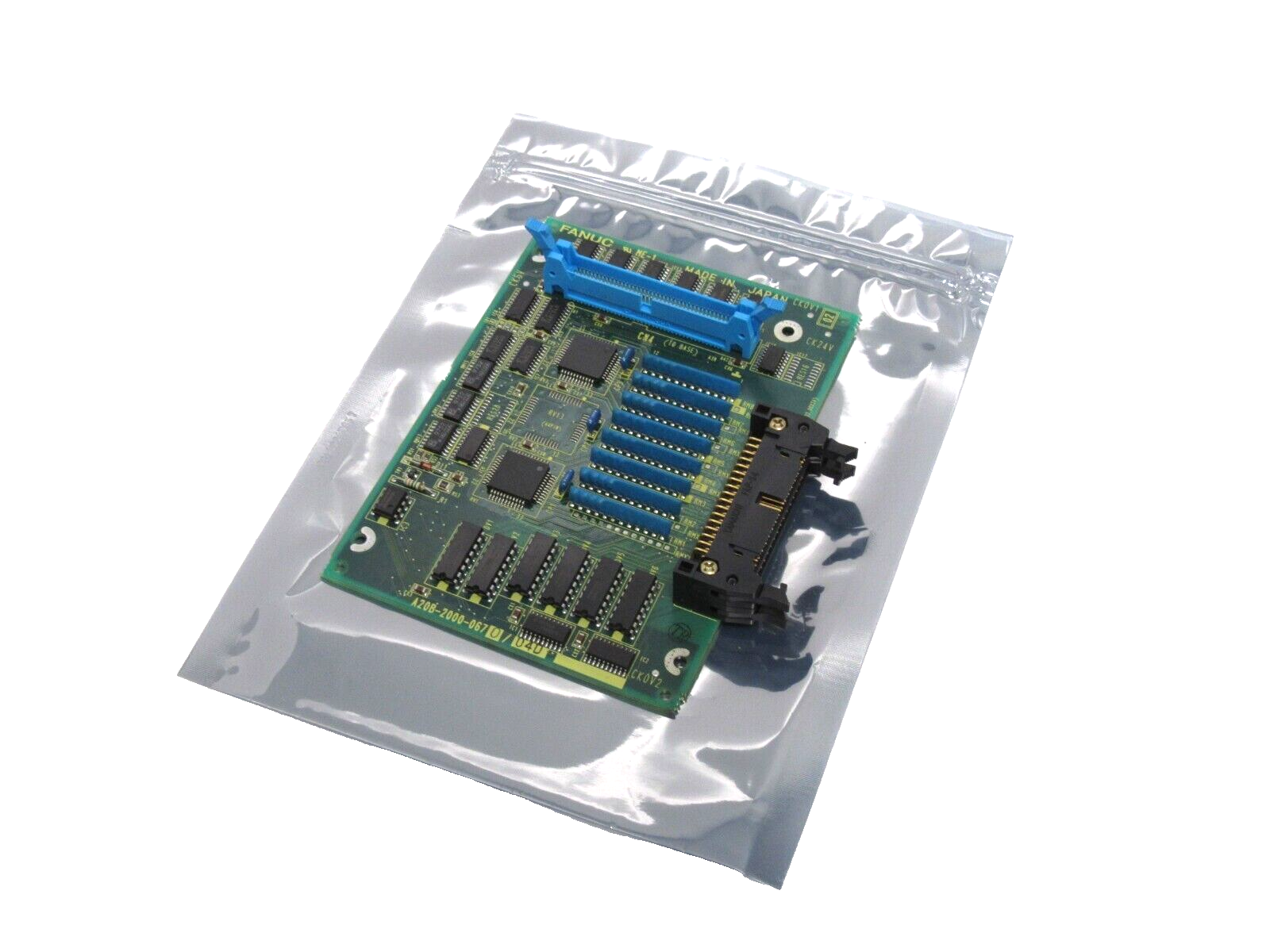 NEW FANUC A20B-2000-0670/04D CIRCUIT BOARD A20B2000067004D