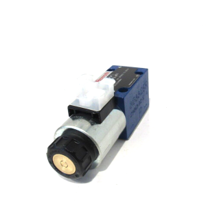 NEW REXROTH 4WE 6 D62/EG24N9K4 CONTROL VALVE R900561274 4WE6D62EG24N9K4