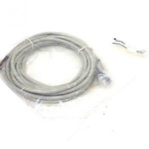 NEW SCHNEIDER ELECTRIC TWDFCW30M 3M CABLE