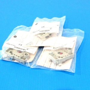 LOT OF 3 NEW ALLEN BRADLEY 194R-PLA1 PADLOCK ACCESSORIES SER.B 194RPLA1