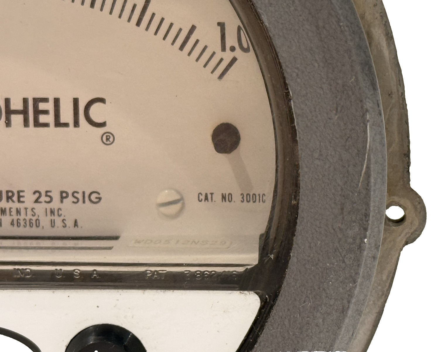 NEW DWYER SERIES 3000 PHOTOHELIC PRESSURE SWITCH 3001C - Image 6