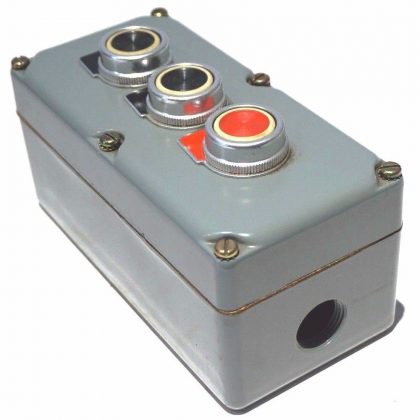 NEW SQUARE D 9001-KYK33 CONTROL STATION 9001KYK33 SER. A