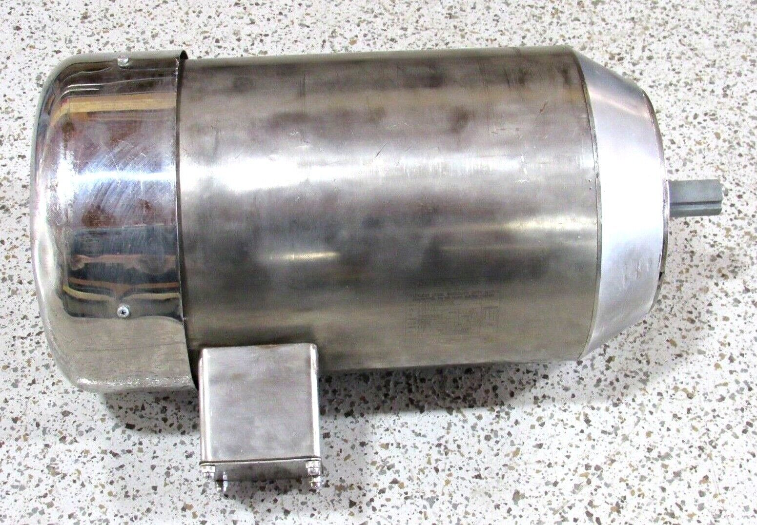 NEW BALDOR J2ZC5BBOAR STAINLESS MOTOR 11KW 460V 254TCS 1740RPM 1-3/8" DIA. - Image 3