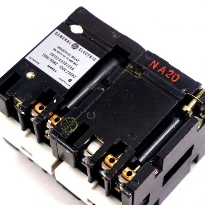 NEW GENERAL ELECTRIC CR122A02822AA RELAY