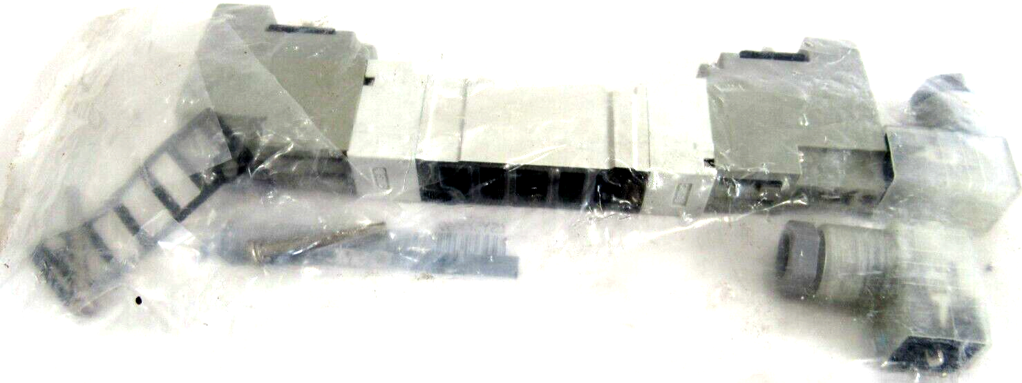 NEW SMC SY5240-3DZ SOLENOID VALVE SY52403DZ - Image 3