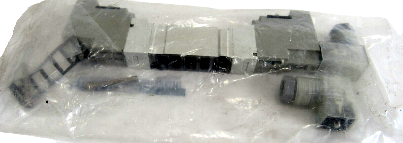 NEW SMC SY5240-3DZ SOLENOID VALVE SY52403DZ - Image 4