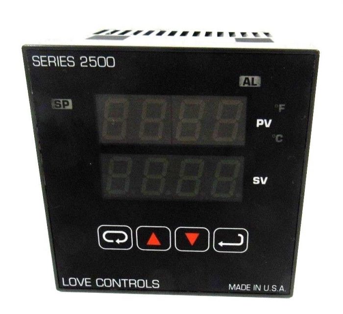 USED LOVE CONTROLS 25013 SERIES 2500 TEMPERATURE CONTROLLER - Image 4
